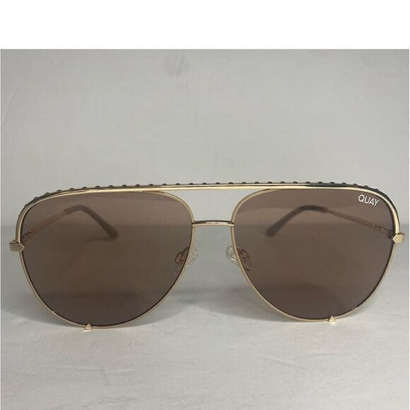 NWT Quay Australia High Key Rivet Sunglasses - Picture 9 of 11
